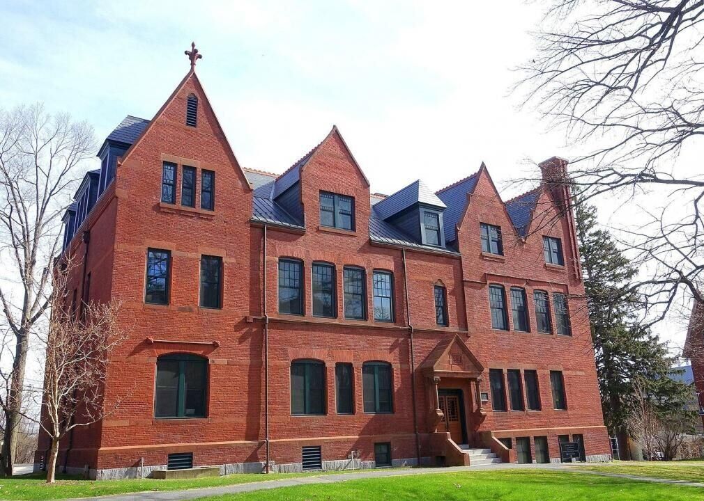 #58. Smith College